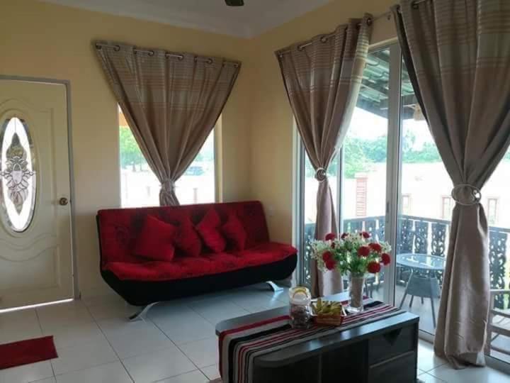 Langkawi Homestay Bunga Padi กัวห์ ภายนอก รูปภาพ
