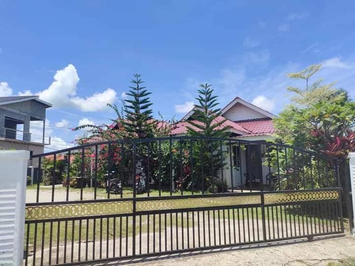 Langkawi Homestay Bunga Padi กัวห์ ภายนอก รูปภาพ